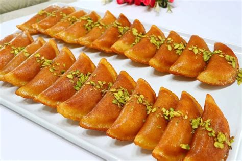 2- طريقة تحضير القطايف المحشي بالمكسرات