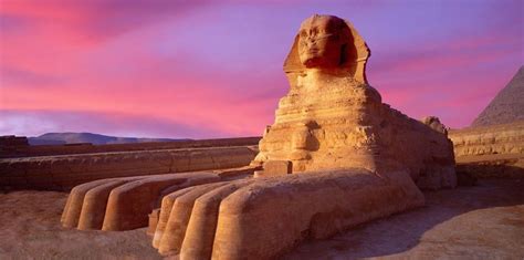 2. قربها من المواقع التاريخية الداخلية لمصر القديمة 2. قربها من المواقع التاريخية الداخلية لمصر القديمة