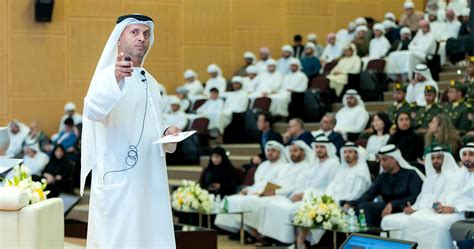 3- أقسام كلية العلوم بجامعة الإمارات العربية المتحدة 3- أقسام كلية العلوم بجامعة الإمارات العربية المتحدة