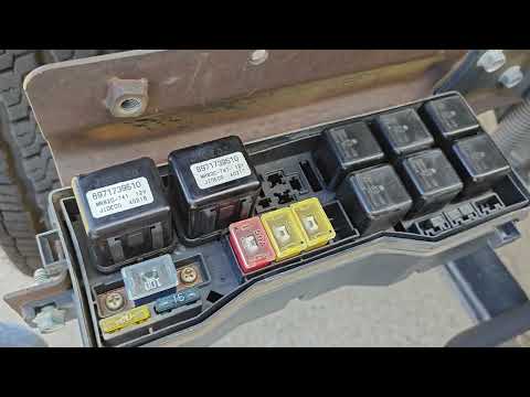 مخطط فيوزات مرحل Isuzu NPR Chevy W4500