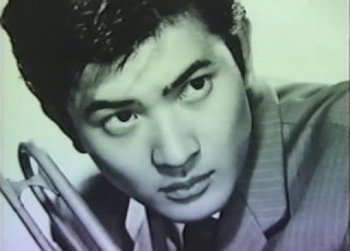 小林旭さん 3 3 が石原裕次郎さんとの日活時代を熱く語った後 ダイナマイトが150トン ダンチョネ節 ズンドコ節 をメドレーで熱唱です