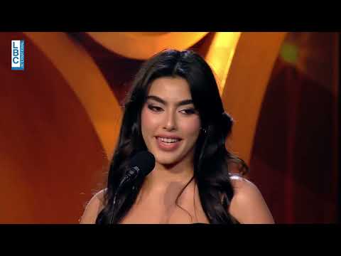 بهدي هالجائزة لأطفال بلدي فلسطين الحبيبة كلمة مؤثرة للفنانة إيمان منصور خلال حفل الموريكس دور