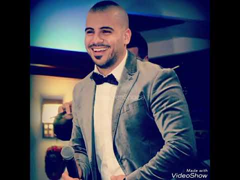 عندك ضحكه بتسرقني من عالم حزني وفرحي عندك ضحكه بتسرقني من عالم حزني وفرحي