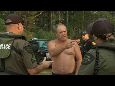 Game Warden S Watch High Speed Water Patrols Unexpected Rescues