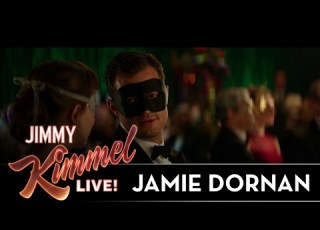  Jamie Dornan Doesn T Mind 50 Shades Fans Grabbing Him
