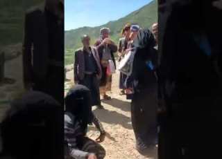  يمنيات مع رجال في اب ركز علا الشيبه