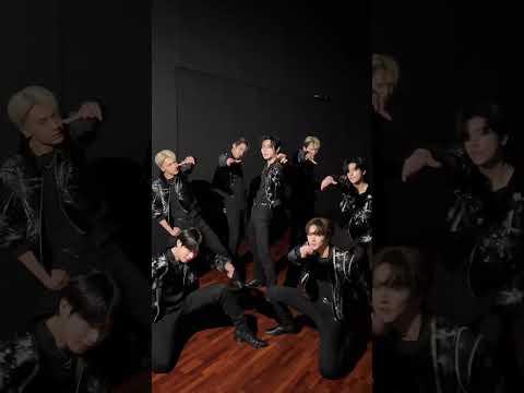 Criminal Love In Dark ENHYPEN 엔하이픈 DARKMOON 다크문 CRIMINAL LOVE