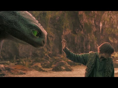 ابوه واجداده مقاتلين ولكن الكل فيه بيهين ميعرفوش ان هذا الولد المهين هو اللي هيسيطر ع التنانين