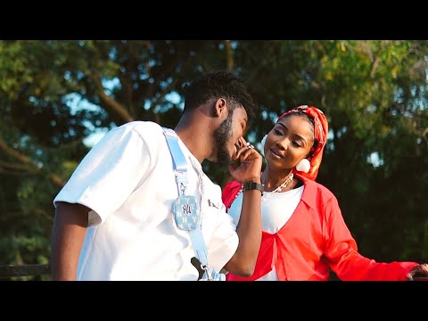 M Zakir Kunji Dai Music Video Feat Fati Niger