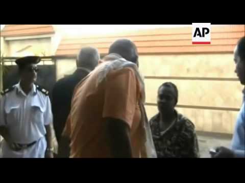 Two American Tourists And Their Egyptian Guide Who Were Abducted By A Bedouin In Egypt S Sinai Penin Two American Tourists And Their Egyptian Guide Who Were Abducted By A Bedouin In Egypt S Sinai Penin