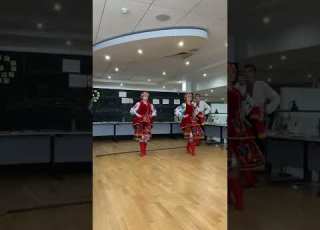  Ukrainian Traditional Dancing