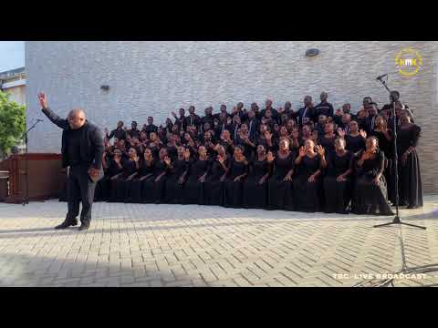 Mt Kizito Makuburi Nenda Magufuli Live Performance