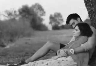 ماتت في حضن حبيبهااا