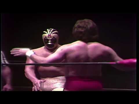 Gino Hernandez Tully Blanchard Vs Mil Mascaras Dos Caras November 20 1981