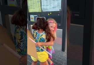 Regalo Speciale Di Giorgia Per La Sua Amica Ilary Salvoegiorgia Shorts