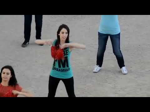رقص طالبات كلية الطب تونس على اغنية دروب السفر
