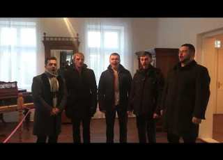 Вокальний ансамбль Пентархія Батько наш Бандера виконана у домі народження Степана Бандера