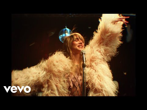 Suki Waterhouse Back In Love Official Music Video