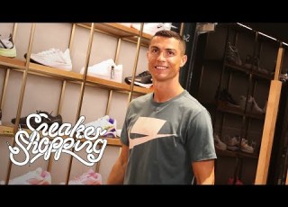 Cristiano Ronaldo Goes Sneaker Shopping With Complex