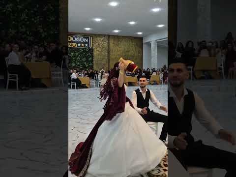 العروس متخلي العريس يركص وياها لن ماقبل تخلي مكياج