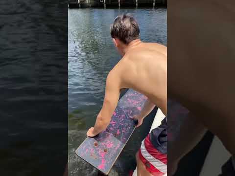 اخر المقطع سلم على الشهداء اللي معاك Shorts