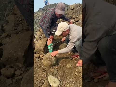 اغلي من الذهب أحيانا معدن الجاديت والنفرايت اليشم ا