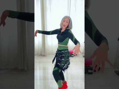 الرقص الشرقي على أغنية بهاء سلطان الواد قلبه بيوجعه الرقص الشرقي على أغنية بهاء سلطان الواد قلبه بيوجعه