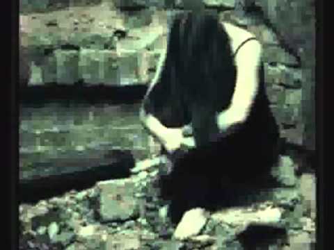 الدنيا ليه بتغير حال الناس