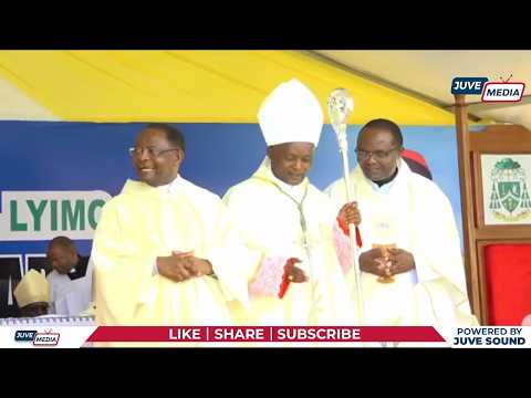 FAMILIA YAO INA MAPADRE 3 NA ASKOFU MMOJA NA YEYE NDIYE ASKOFU MPYA WA JIMBO KATOLIK LA BARIADI