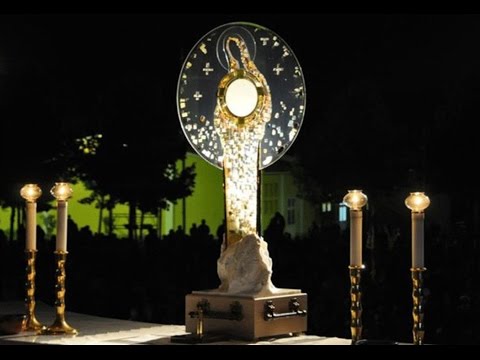 سجود للقربان الأقدس مديوغورييه