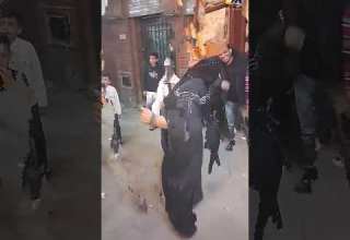 بترقص بكل جراءه ومش فارق معاه حد هو في كده