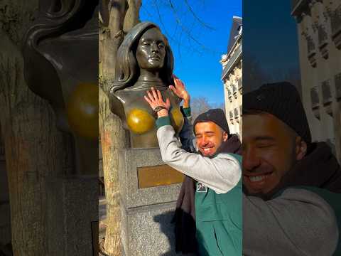 ماما لو عرفت عن الاسطورة دي هتسفر اخويا فرنسا حالا