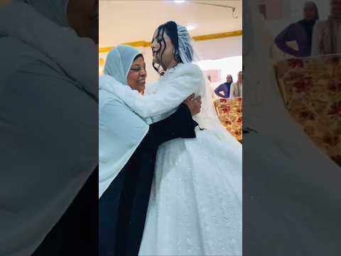 سيبه في حضني