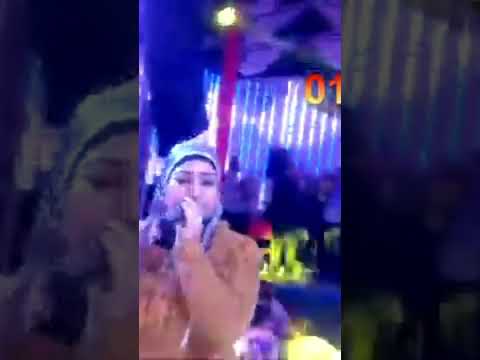 حماده العجوز و الفنانه ياسمين عادل