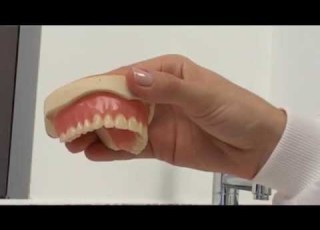  How To Apply Denture Adhesive Or Denture Glue