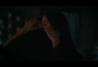 In The Dark 4x03 Kissing Scene Murphy And Max Perry Mattfeld And Casey Deidrick 