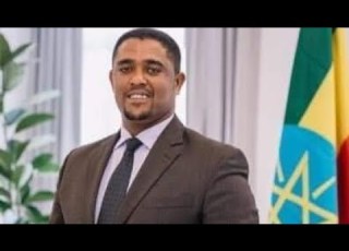 Gaafi Fi Deebii Shimallis Abdisaa Fi Dhaabbata Mudaan Muddii