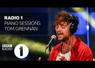 Tom Grennan Ocean Eyes Billie Eilish Cover Radio 1 Piano Sessions