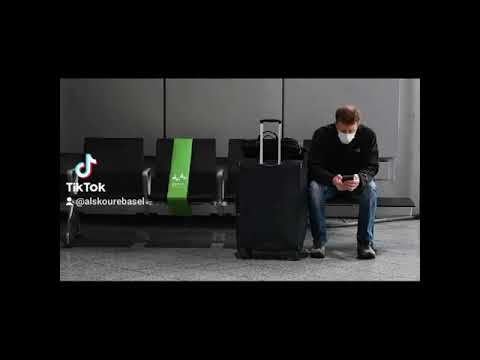 اقبال كبير على محلات العطارة في اسطنبول بهدف شراء الأعشاب مثل الميرمية والزيزفون والزهورات مع ارتفاع