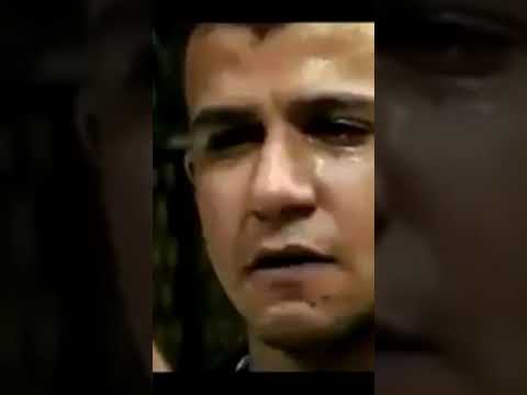 عسكري سمع عصام صاصا بيغني في الزنزانه وصوره فيديو مؤثر جدا بيعيط