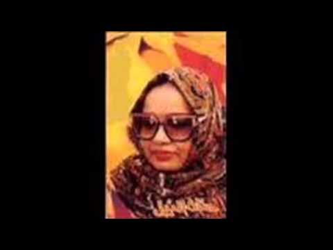 حنان النيل روضتي الغناء