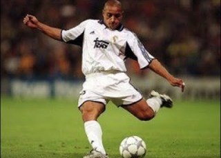  恐すぎ注意 ロベルト カルロスの悪魔の左足 Roberto Carlos