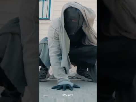 شخصية المقنع الحفرة Shorts