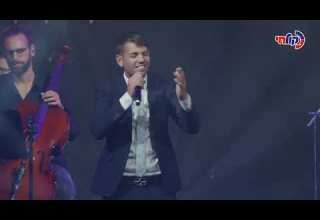 בין האולם והמזבח הביצוע של אלחנן ענבל בגמר הקול החדש