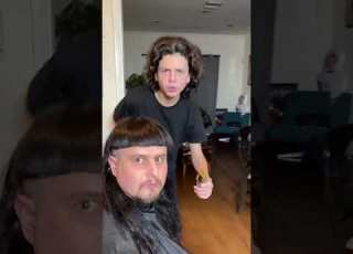  My Barber Is My Bodyguard