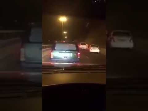 ردة فعل سائح اماراتي في عمان بعد ملاحظته تعامل العمانيين مع سيارات الاسعاف YouTube