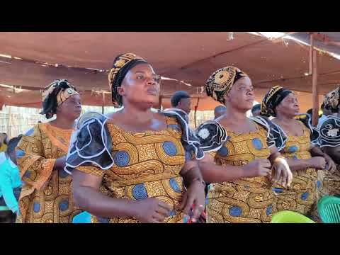 WIMBO WA TATU WA SECTION FILADELFIA KWENYE MKUTANO WA UJANA