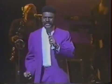 WHISPERS LIVE APOLLO BEAT GOES ON