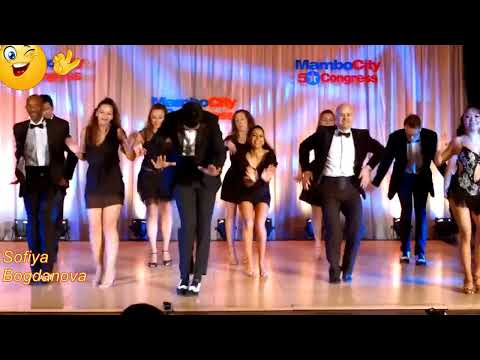 Позитив Band Odessa Обломал немало веток Танцуют все