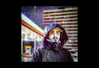 Arab Falcon Snowman صقر العرب رجل ثلجي